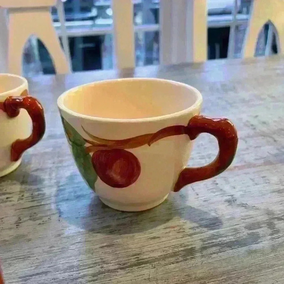 Franciscan Vintage Apple Pattern Tea / Coffee Cups 8 oz Set of 4 - Picture 4 of 8